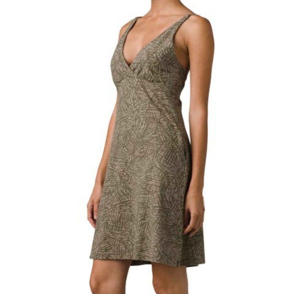 NWT Women's size L Prana Dress